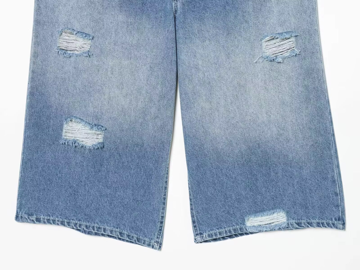 Bermuda Denim Ripped 02